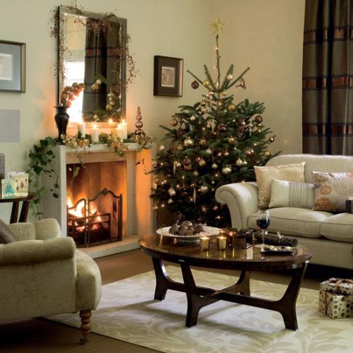 8 Beautiful Christmas tree decorating ideas for your home
