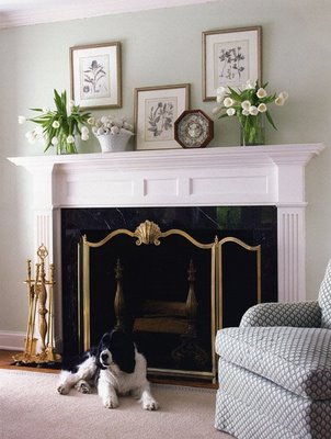 How to decorate your fireplace mantle?