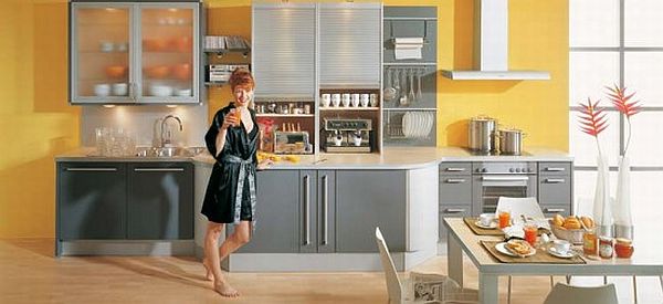 How to decorate the kitchen with yellow color?