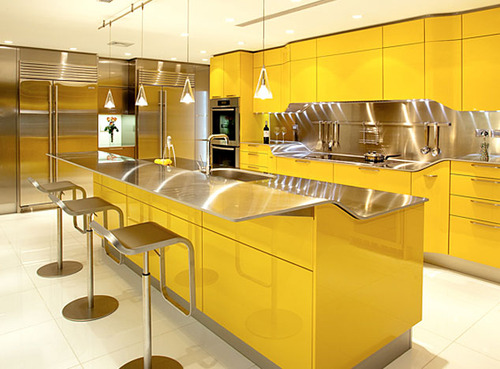 کابینت شیک آشپزخانه با نورپردازی(زرد و استیل)